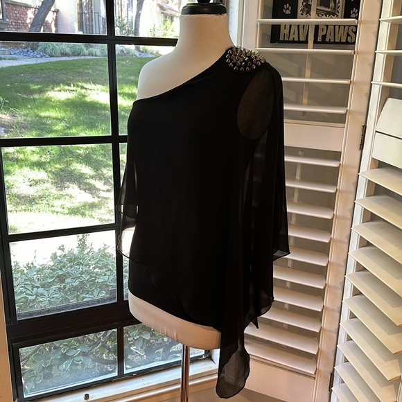 Zara • VTG Black Flow-y Top w/Silver Spikes • Sz M - Picture 6 of 16